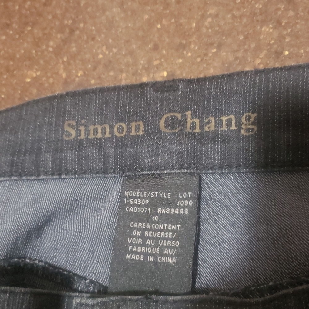 Simon Chang Black Jeans. Size 10.